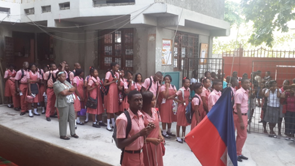La bibliothèque scolaire Jacques Stephen Alexis du Collège de Côte-Plage de Carrefour : un exemple à suivre.